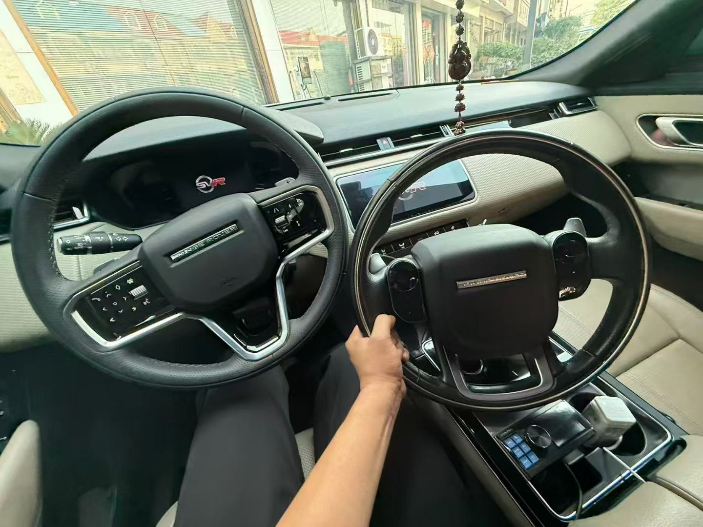 Carbon fiber steering wheel modification sport upgrade version suitable for Land Rover Evoque Range Rover Executive Discovery Sport Star