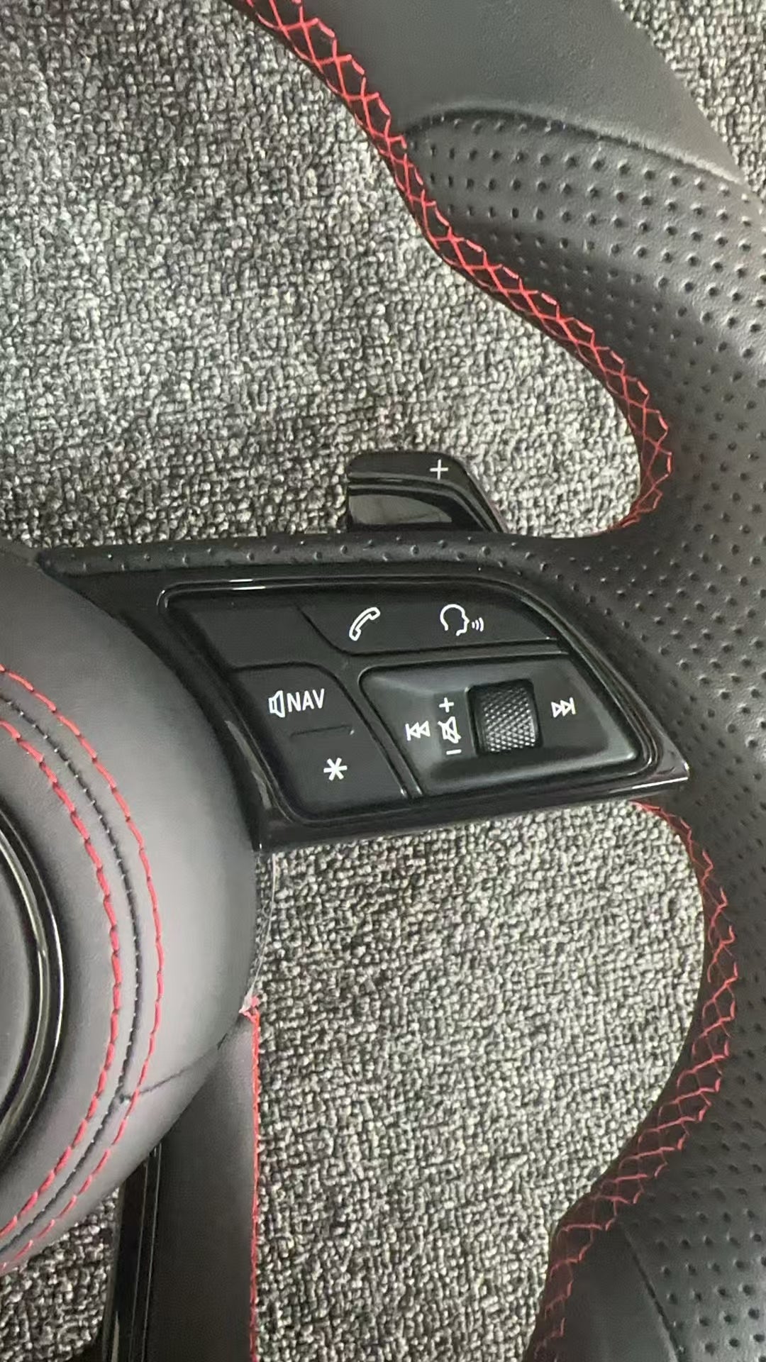 Audi leather steering wheel modification and upgrade