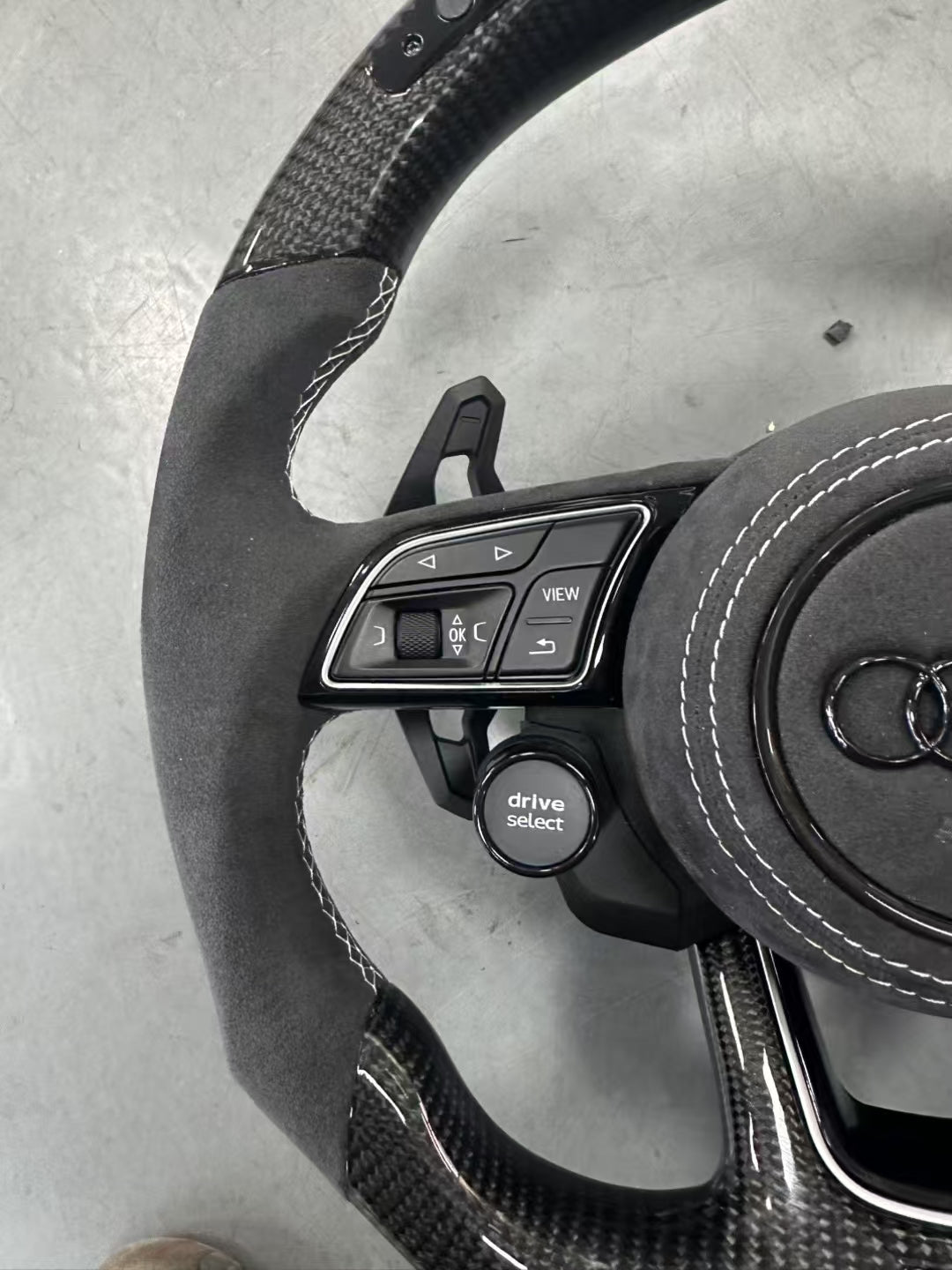 LED Steering Wheel Assembly Upgrade Fit for Audi RS RS3 RS5 RS7 A3 A4 A5 A6 A7 S3 S5 Q5 Q7 TT TTs R8 Style