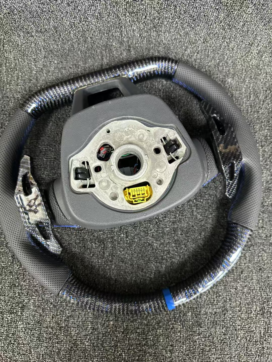 Carbon Fiber Steering Wheel for Audi S4 S6 S7 RS3 RS4 RS6 A6 A7 a6 c7 a3 8p audi a4 b8 with Paddle Shifters