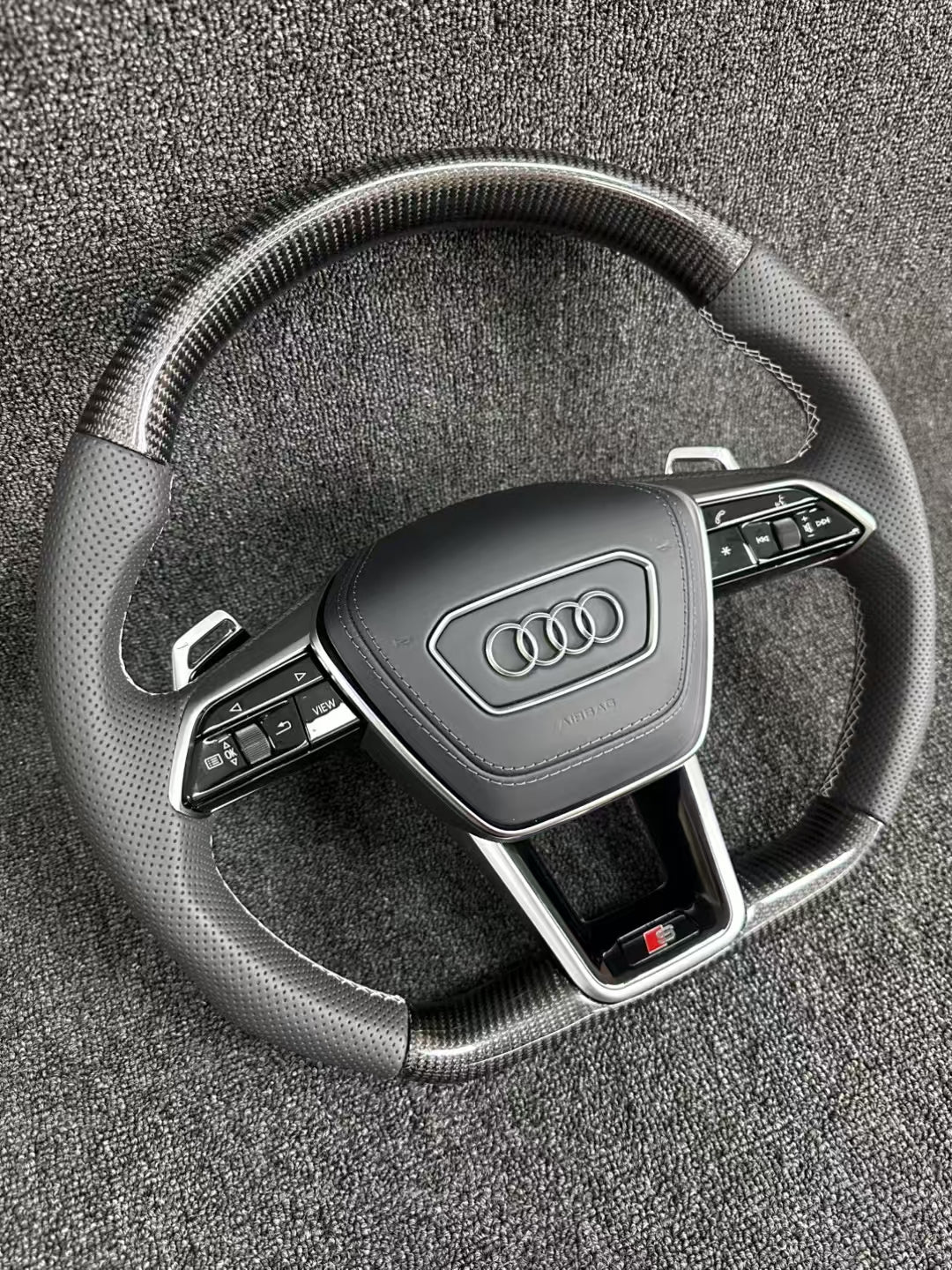 Carbon Fiber Steering Wheel for Audi S4 S6 S7 RS3 RS4 RS6 A6 A7 a6 c7 a3 8p audi a4 b8 with Paddle Shifters