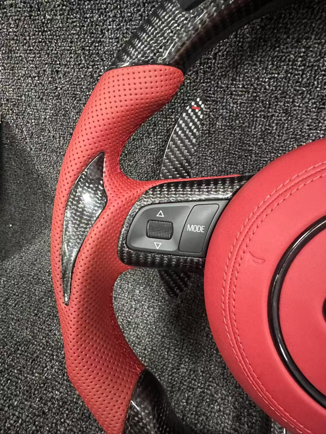 Carbon Fiber LED Sports Steering Wheel Upgrade for Audi A3 A4 B9 A5 RS3 RS4 RS5 S3 S4 S5 RS6 RS7 S6 B8.5 A8 A1 A6 R8