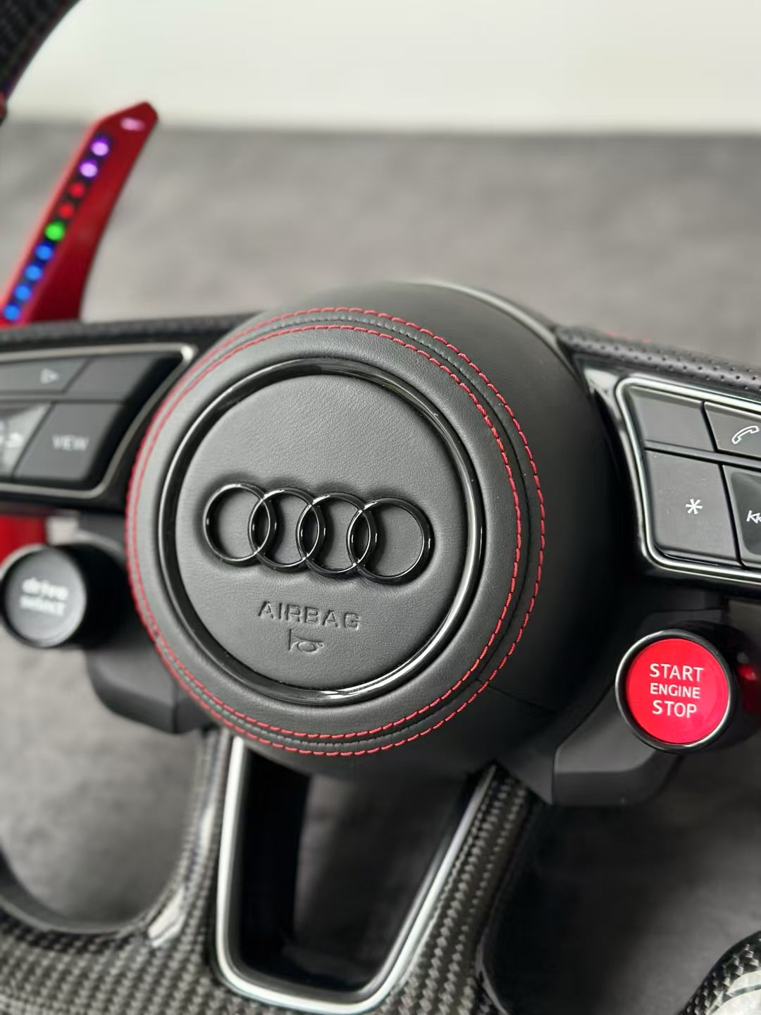 Custom Carbon Fiber D-Shape LED Shift Lights Steering Wheel for Audi A3 A4 RS3 RS4 RS5 S3 S4 S5