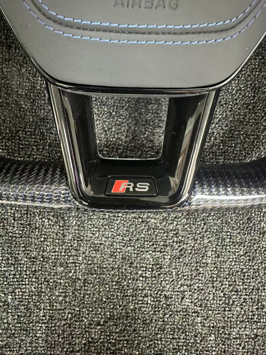 Carbon Fiber Steering Wheel for Audi S4 S6 S7 RS3 RS4 RS6 A6 A7 a6 c7 a3 8p audi a4 b8 with Paddle Shifters