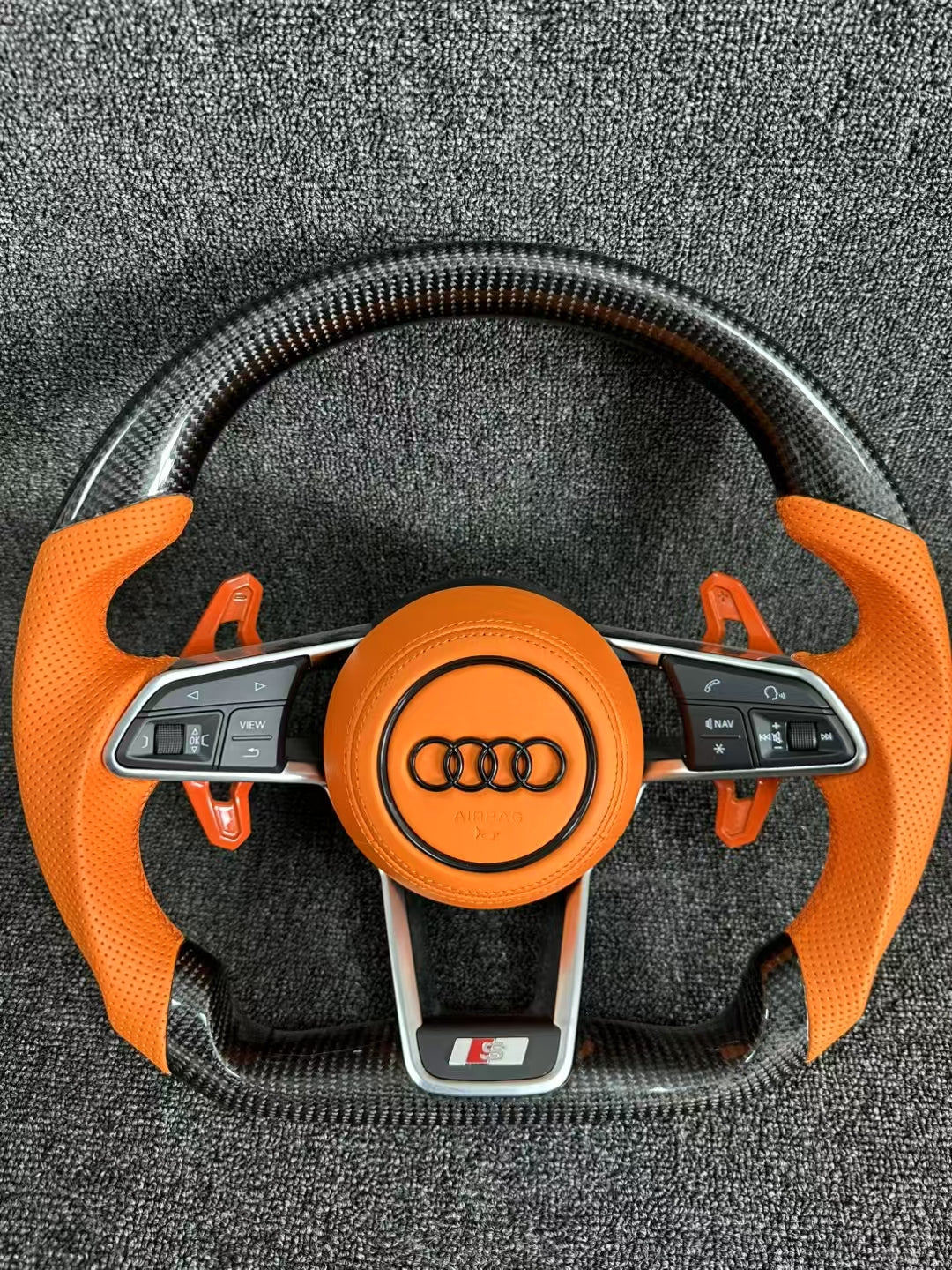 Carbon Fiber Steering Wheel Upgrade Suitable for Audi A3 A4 B9 A5 RS3 RS4 RS5 S3 S4 S5 RS6 RS7 S6