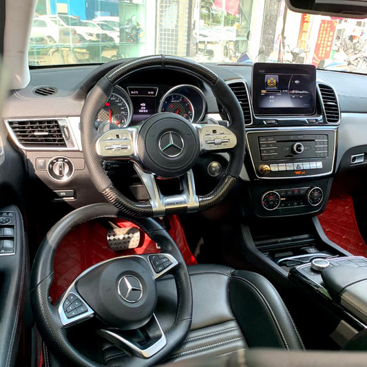 Suitable for Mercedes-Benz AMG Steering Wheel Old Model Upgraded to New Carbon Fiber Steering Wheel GLC GLB CLA GLS Modification
