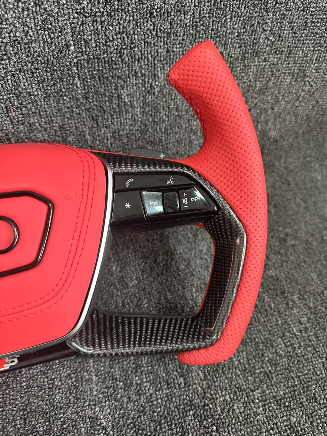 Red airplane style carbon fiber steering wheel
