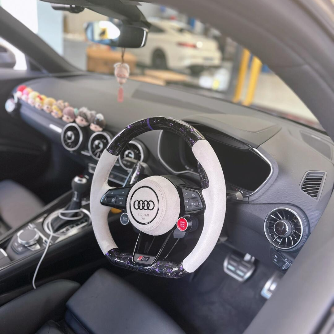 Audi steering wheel - purple forged carbon+carbon paddles+white Alcantara+2 function knobs
