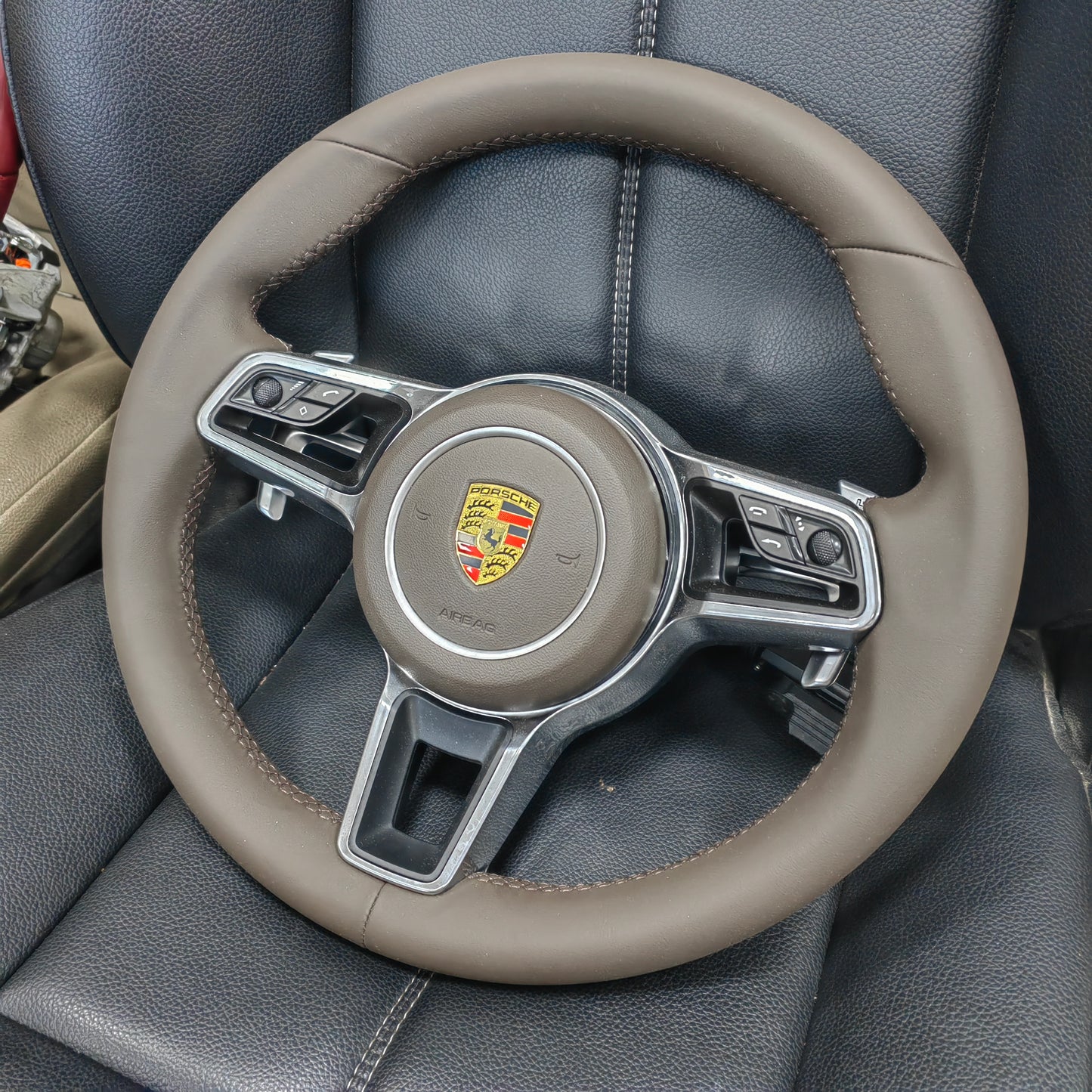 Leather Car Steering Wheel for Porsche Cayenne Boxster Panamera Cayman 911 991 970 997 718