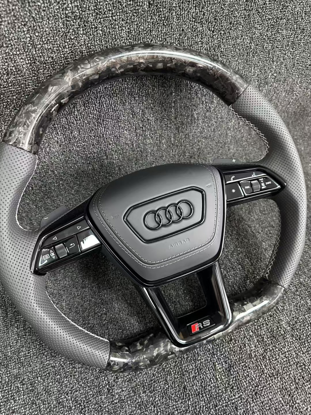 Customizable Carbon Forged Leather Steering Wheel for Audi A3 A1 A4 A5 A6 A7 RS RS3 C7 Q5 Q7 S3 S5 8V Including RS5 RS7 R8