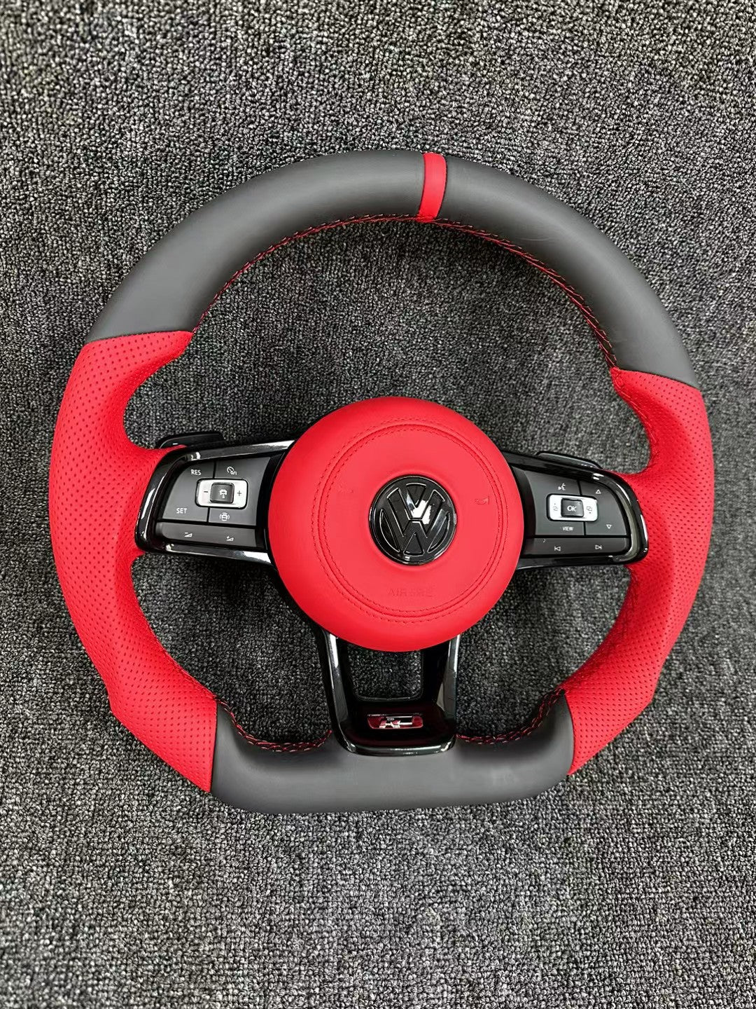 Volkswagen R line steering wheel flat bottomed sport multifunction steering wheel multifunction buttons with paddle shifters handle design