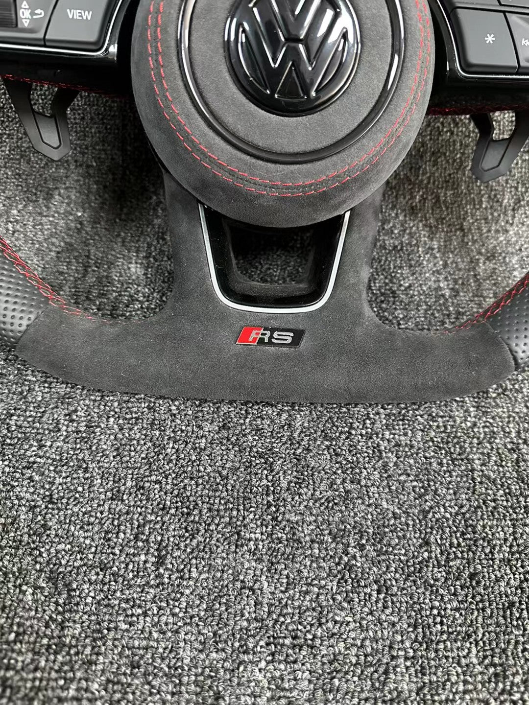 New Volkswagen steering wheel assembly flat bottomed sports steering wheel