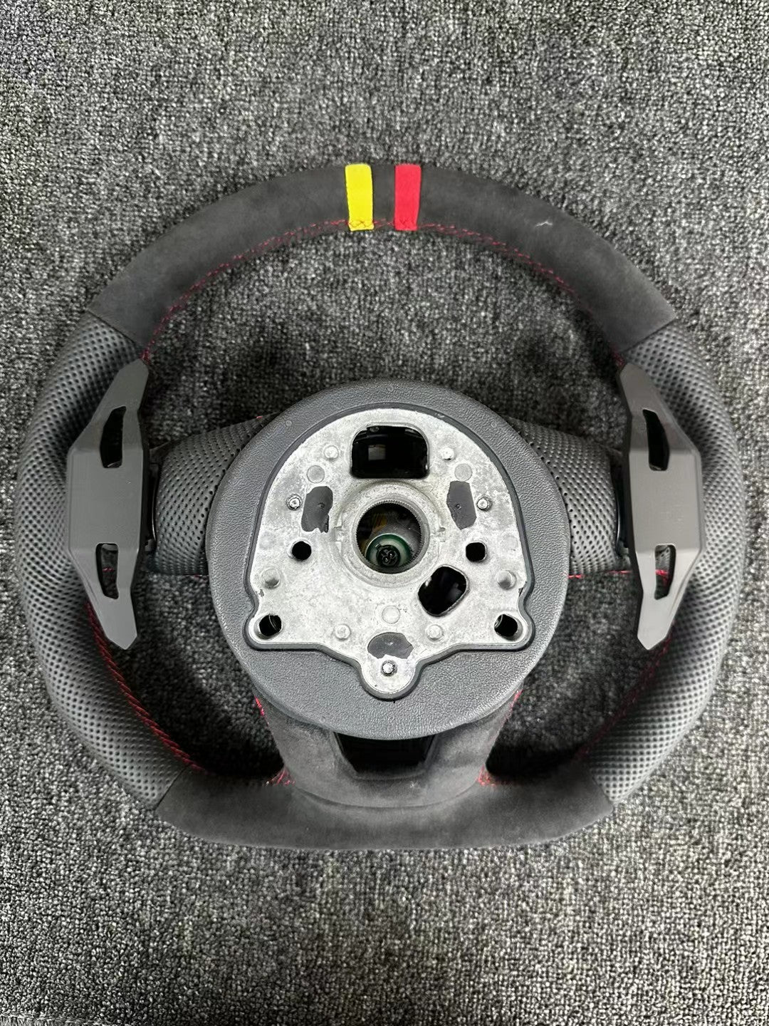 New Volkswagen steering wheel assembly flat bottomed sports steering wheel
