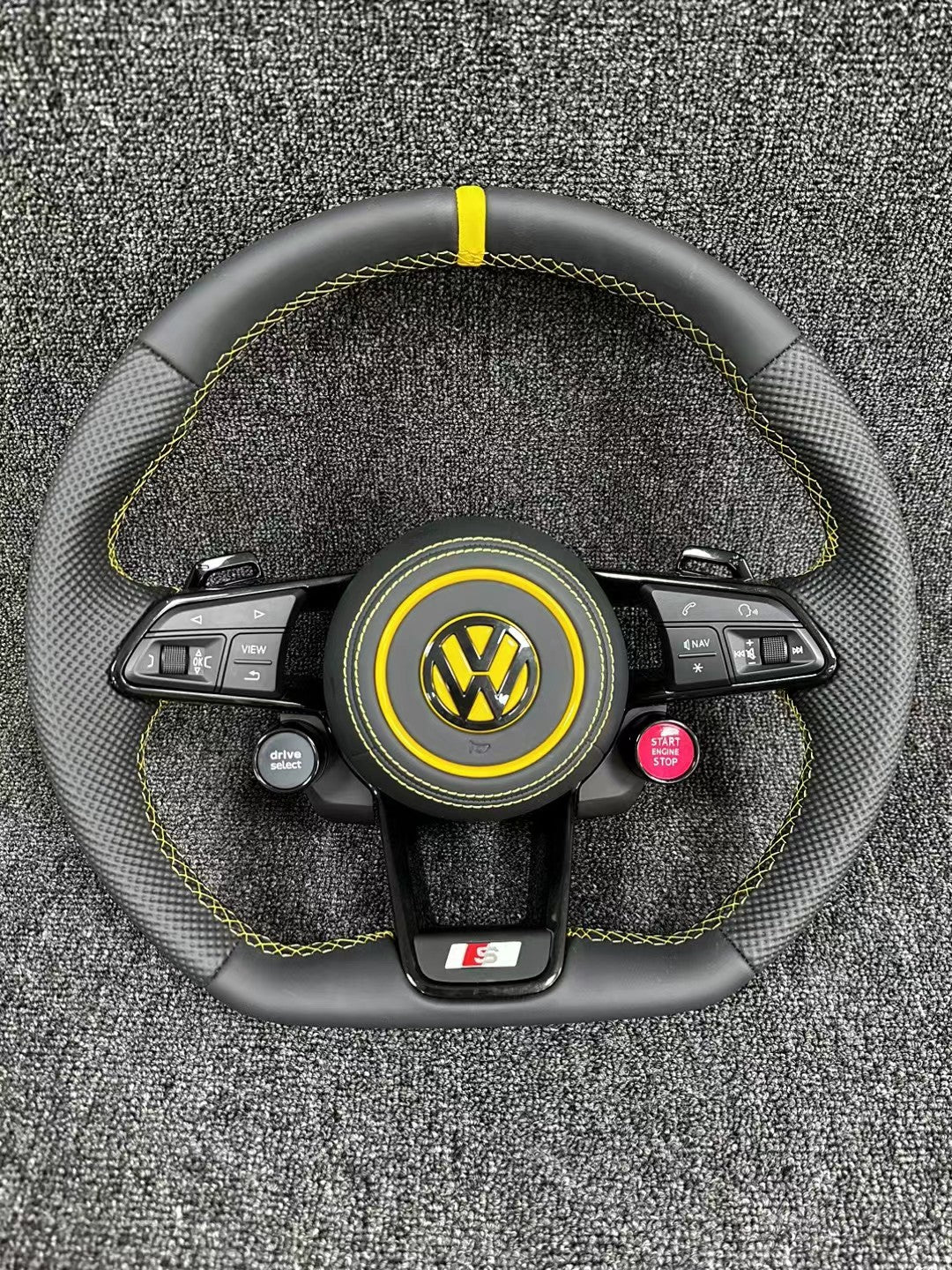 Non destructive installation of Volkswagen R8 steering wheel assembly PQ platform