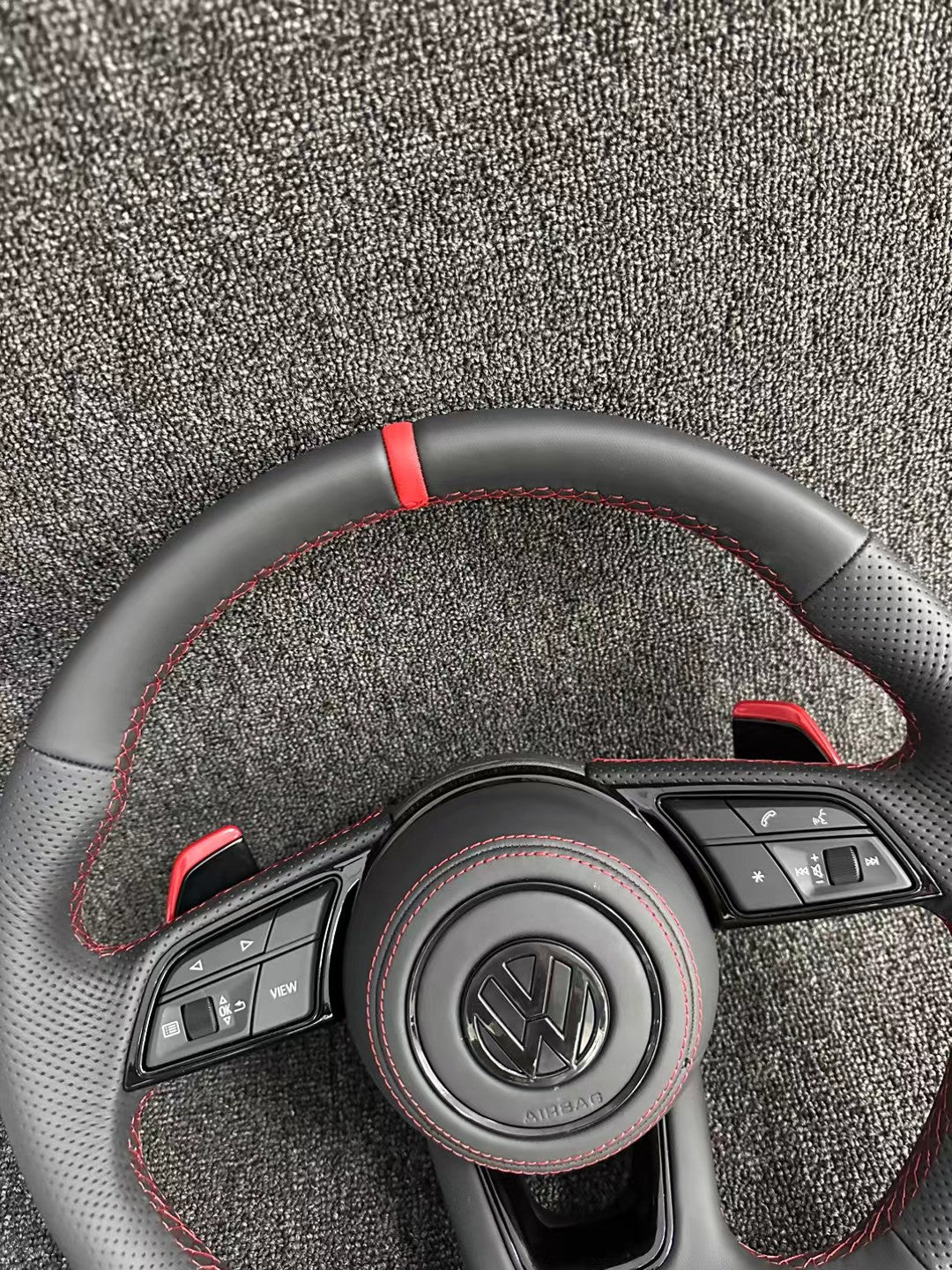 Factory direct sales of Volkswagen modified steering wheel assembly