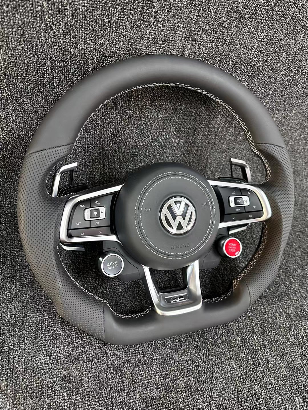 GTI sports flat bottomed steering wheel multifunctional button silver large paddle R8 two key
