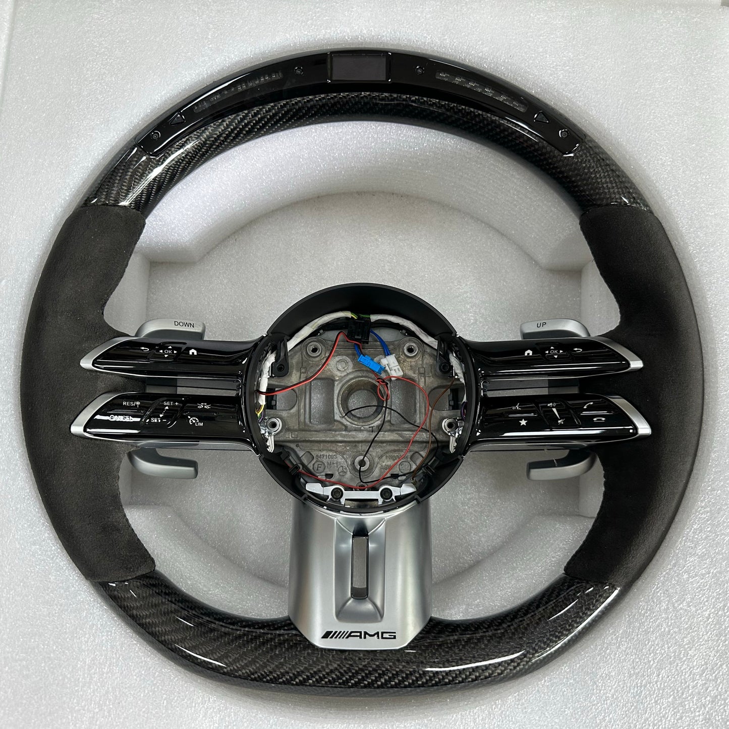 Custom Carbon Fiber Alcantara Steering Wheel for Benz W176 W204 W212 X247 GLA GLB GLE GLS EQV AMG GT Led Steering Wheel