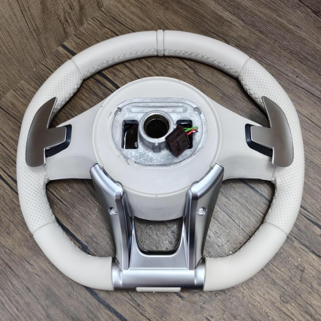 White Half Perforated Leather Carbon Steering Wheel for Mercedes Benz W213 C238 W463 W464 W222 C217 CLS C257 W205 C63 AMG