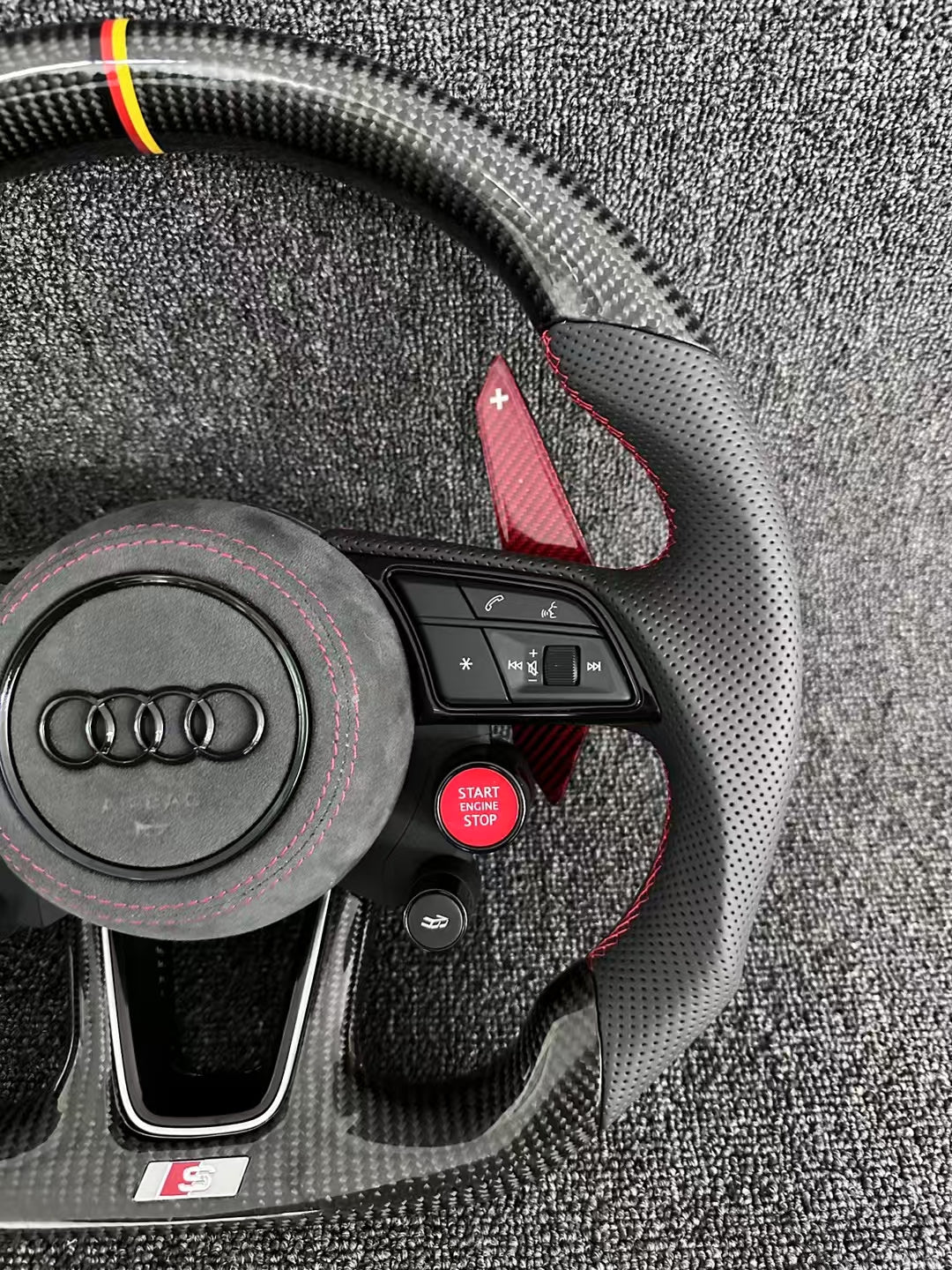 Audi Exclusive | Carbon Fiber/Alcantara Racing Steering Wheel (Four-Knob Performance Edition)