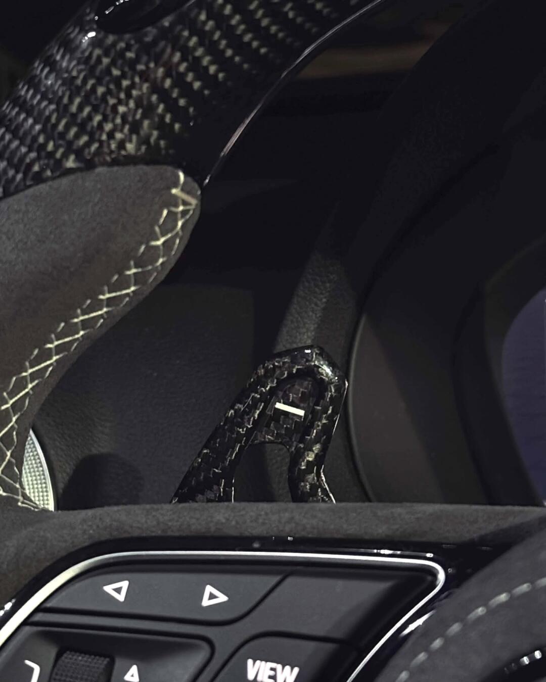 D-Shape White Alcantara LED Audi Carbon Fiber Steering Wheel