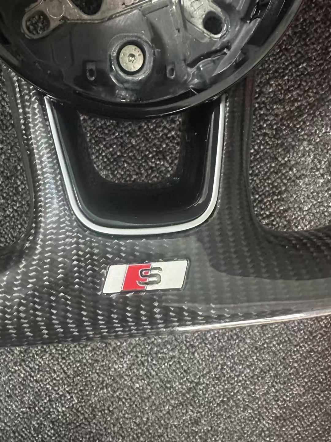 D-Shape Leather Racing Steering Wheel Audi A4 Carbon Fiber White Stitch Compatible Models RS3 A3 A6 A5 R8 TT Q5 A7 RS6