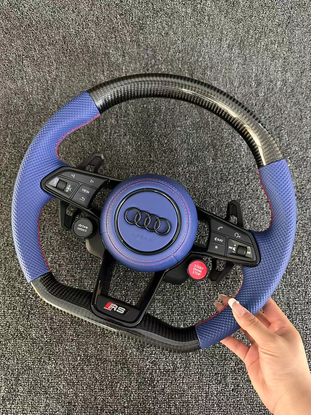 Customized Purple Leather Material Carbon Fiber Steering Wheel for Audi A3 A4 A5 A6 Q5 Q7 S4 S5