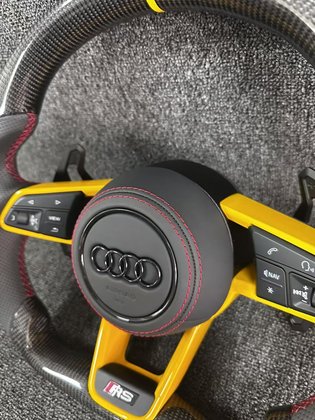 Customized Carbon Fiber Steering Wheel 2019-2021 Audi C8 A6 S6 RS6 A7 S7 RS7 Sports Design Style