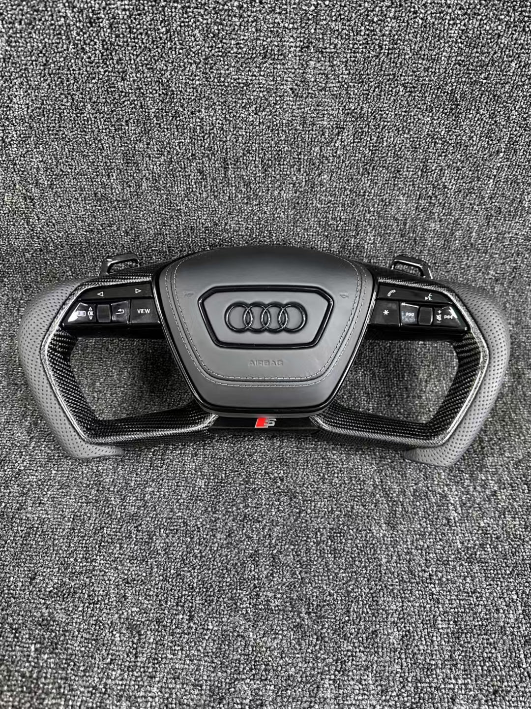 Audi Racing Steering Wheel Is Suitable for All SeriesA4L A5 A6L A7 TT Q5 S4 S5 RS5 RS6 RS7Modification and Upgrade